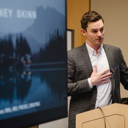 Dr. Thomas Skinner gives a presentation