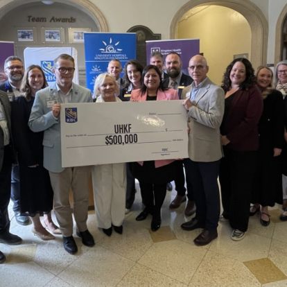 Simulation training cheque presentation