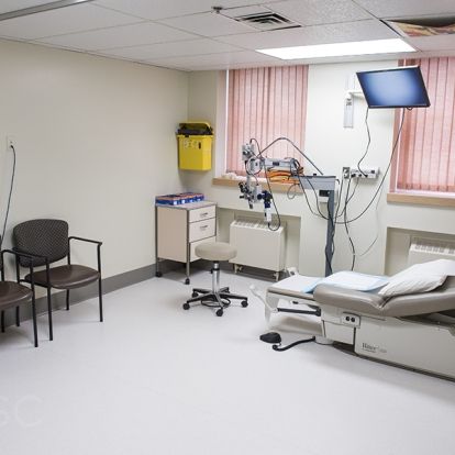 One of the exam rooms in our Colposcopy Clinic