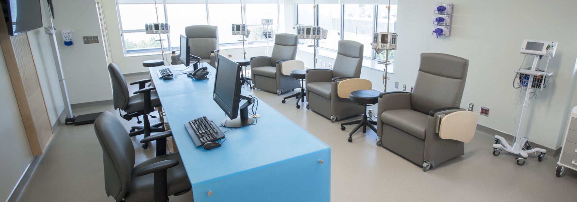 Infusion area, part of the Clinical Investigation Unit, W.J. Henderson Centre for Patient-Oriented Research.