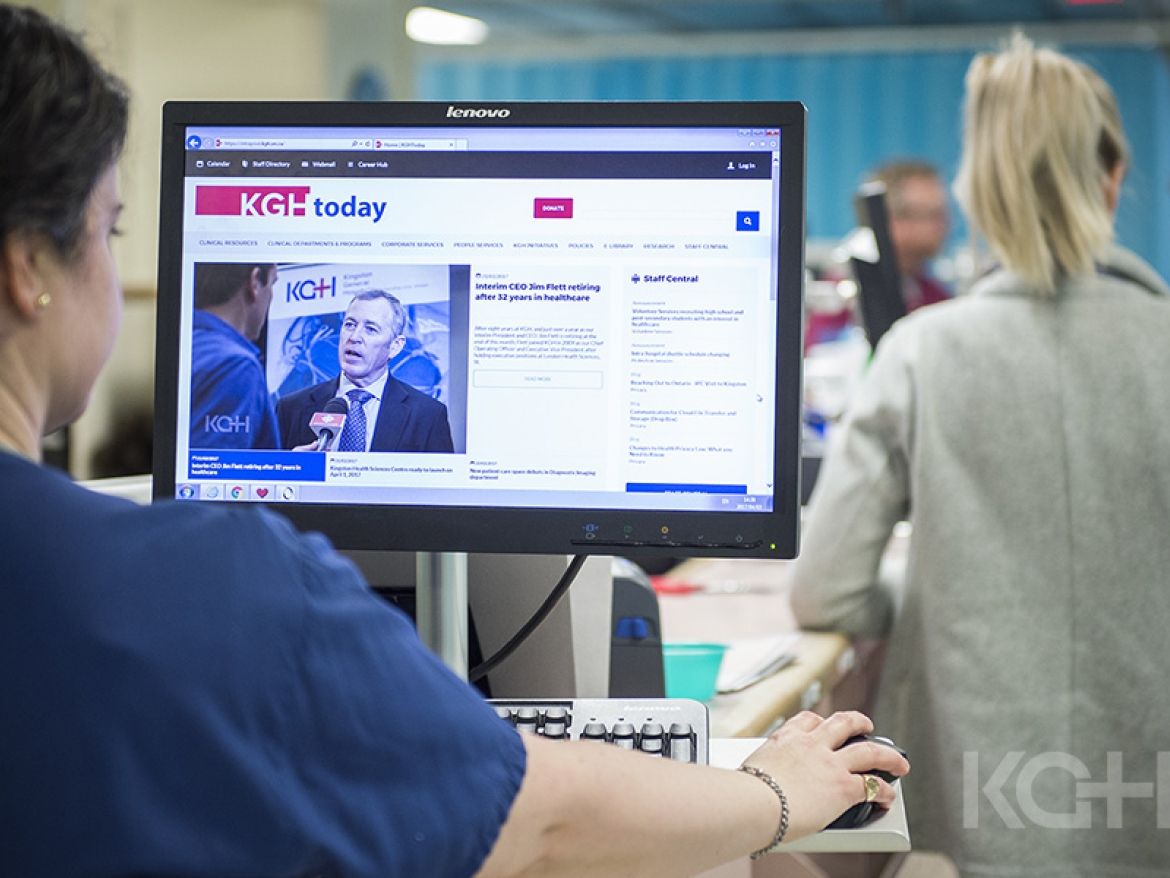 a staff member uses the new Intranet in a clinical area of the hospital.