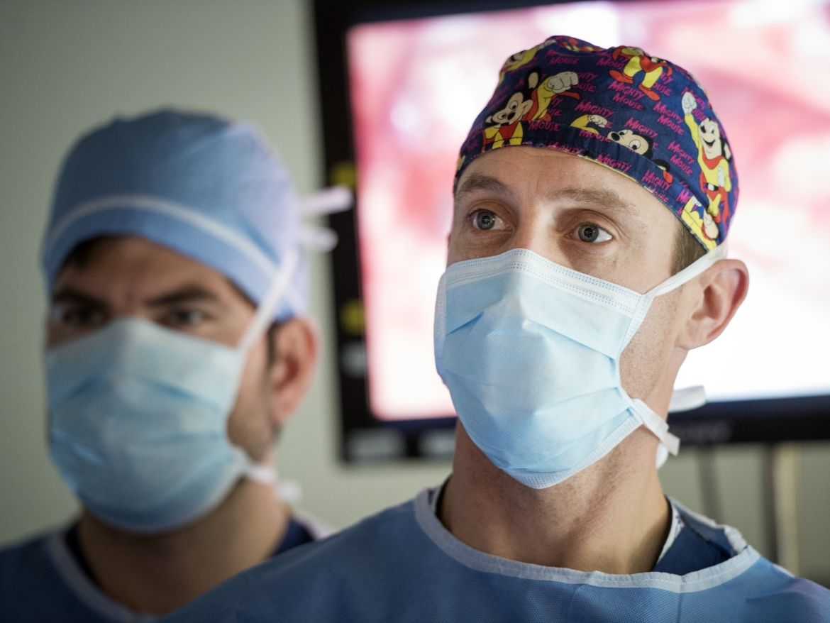 Dr. Tom McGregor was recruited to Kingston from Winnipeg in the summer of 2016 to help develop KHSC's Live Donor program. While the program was being created he flew back and forth from Winnipeg to Kingston to keep his skills sharp, completing transplant procedures in Manitoba.