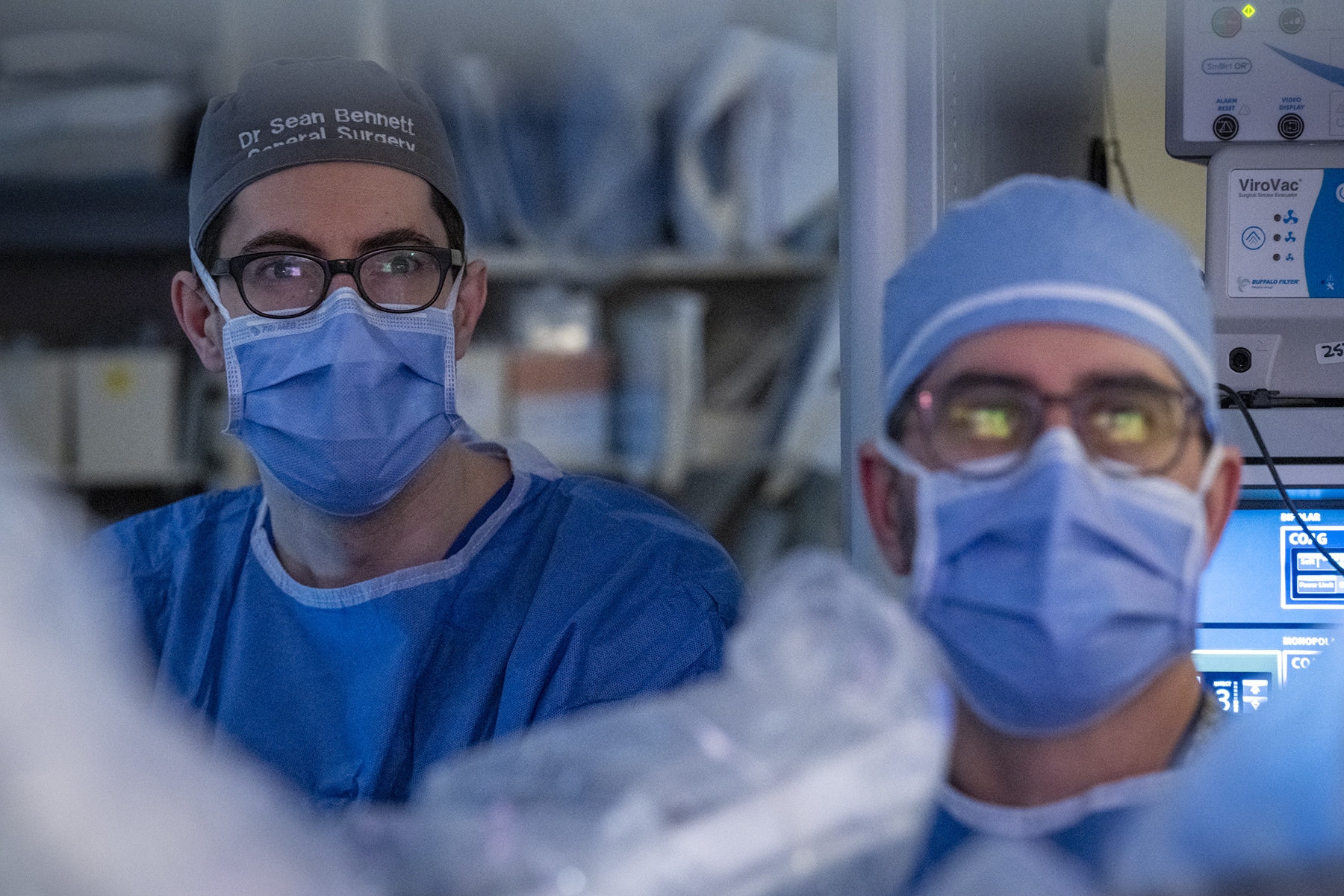 Dr. Sean Bennett and Dr. Sunil Patel perform robotic surgery at KHSC